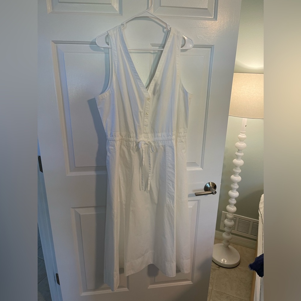White Sundress with Pockets